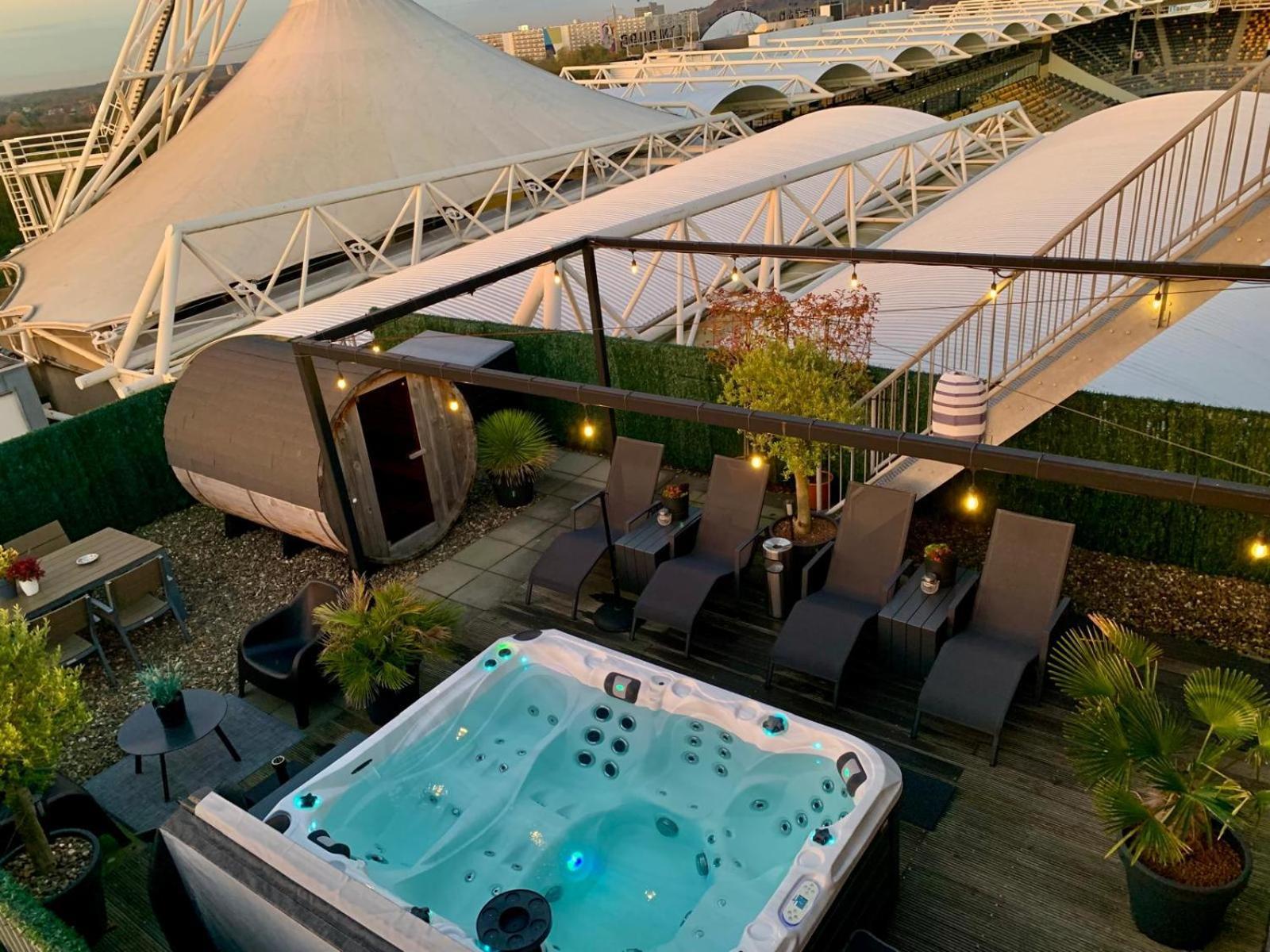Wellness Dome Penthouse Suite Kerkrade Eksteriør billede
